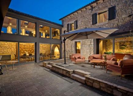 Villa para 1 500 000 euro en Poreč, Croacia