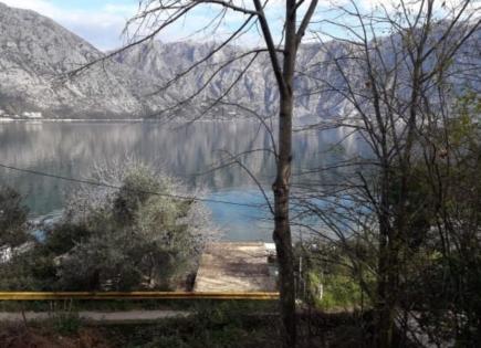 Terrain pour 1 610 000 Euro à Stoliv, Monténégro