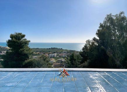 Villa for 4 000 000 euro in Sciacca, Italy