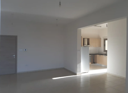 Apartment für 1 300 euro pro Monat in Limassol, Zypern
