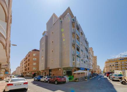 Piso para 129 900 euro en Torrevieja, España