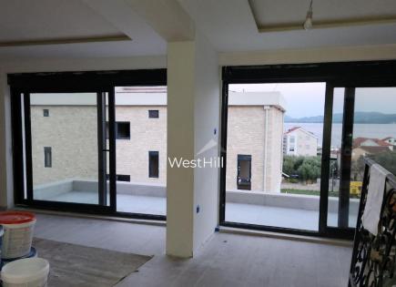 Apartment für 220 000 euro in Bijela, Montenegro