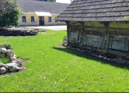 Farm for 150 000 euro in Brezice, Slovenia