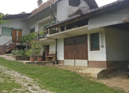 Granja para 150 000 euro en Kozina, Eslovenia