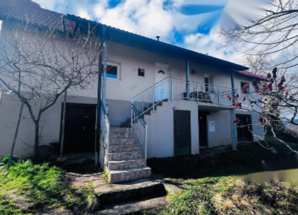 Farm for 250 000 euro in Litija, Slovenia