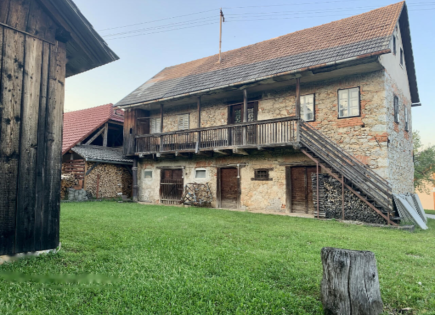 Granja para 40 000 euro en Podčetrtek, Eslovenia