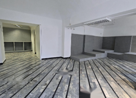 Ufficio per 449 000 euro a Lubiana, Slovenia