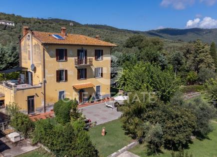 Casa para 590 000 euro en Tuoro sul Trasimeno, Italia