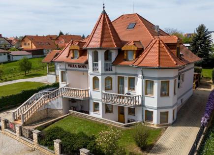 Hotel, albergo per 689 743 euro a Heviz, Ungheria
