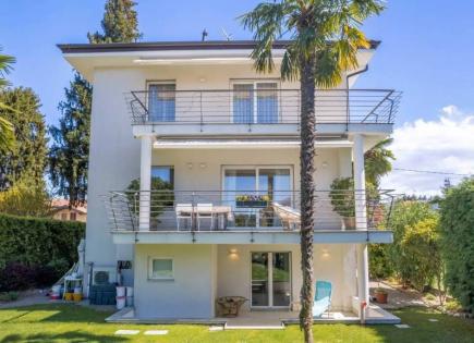 Villa für 1 100 000 euro in Varese, Italien