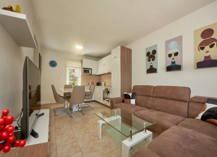 Casa per 750 000 euro a Kostanjica, Montenegro