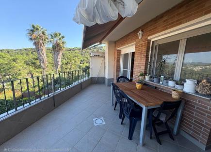 Townhouse for 499 000 euro on Costa Brava, Spain