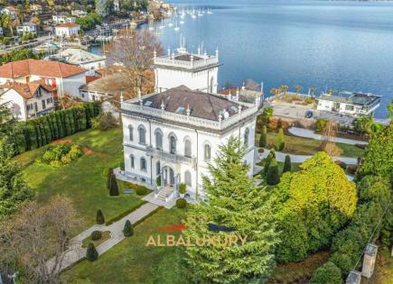 Villa per 9 500 000 euro a Lesa, Italia