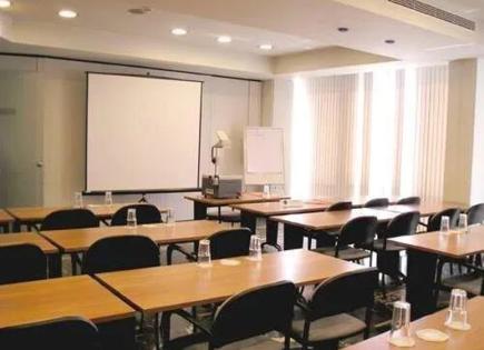 Commercial property for 1 050 000 euro in Athens, Greece