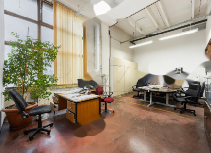Büro für 1 459 105 euro in Ljubljana, Slowenien