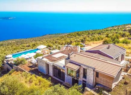 Villa for 3 750 000 euro in Kaş, Turkey