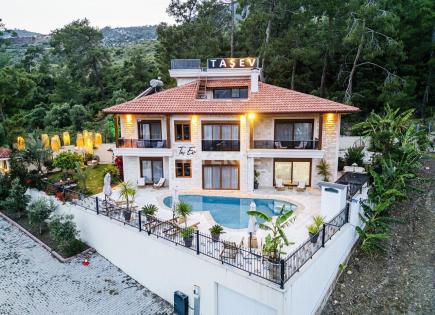 Villa for 719 000 euro in Kumluca, Turkey