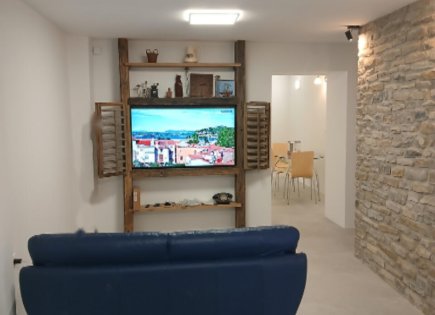 House for 1 390 000 euro in Izola, Slovenia