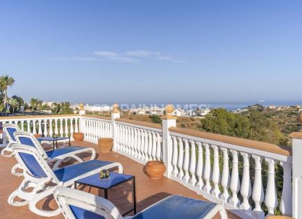 Villa for 1 575 000 euro in Benalmadena, Spain