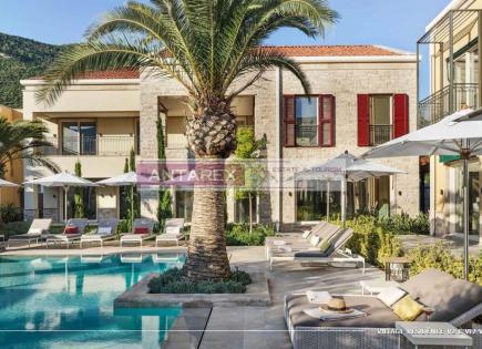 Villa para 2 790 000 euro en Kumbor, Montenegro
