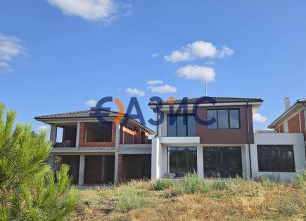 House for 299 000 euro in Sarafovo, Bulgaria