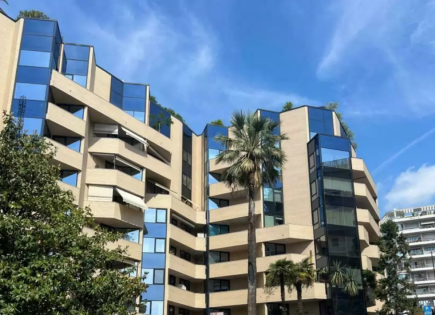 Proprietà commerciale per 6 200 000 euro a Monaco, Monaco