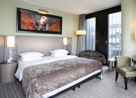 Hôtel pour 37 000 000 Euro à Düsseldorf, Allemagne