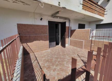 Appartement pour 37 000 Euro à Scalea, Italie