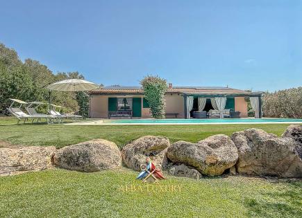 Villa for 1 450 000 euro in Arzachena, Italy