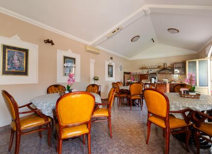 Haus für 2 770 000 euro in Budva, Montenegro