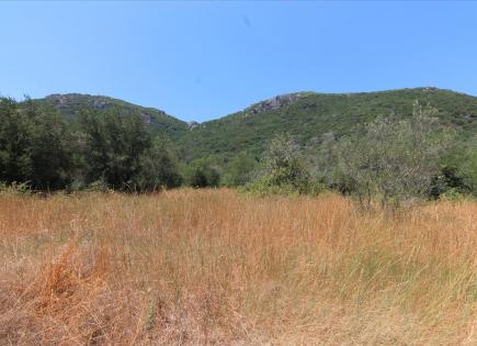 Terreno per 220 000 euro a Corfù, Grecia
