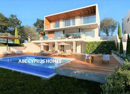 Villa for 1 560 000 euro in Paphos, Cyprus