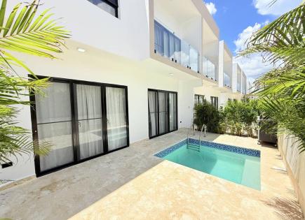 Townhouse for 202 042 euro in Bavaro, Dominican Republic