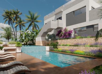 Bungalow for 310 000 euro in Torrevieja, Spain
