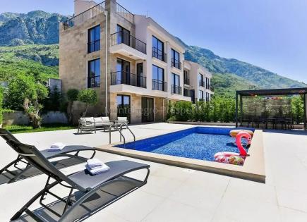 Stadthaus für 675 000 euro in Petrovac, Montenegro