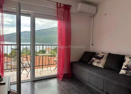 Appartamento per 120 000 euro a Đenovići, Montenegro