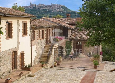 Hotel para 2 500 000 euro en Todi, Italia