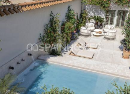 Apartment for 550 000 euro in Estepona, Spain