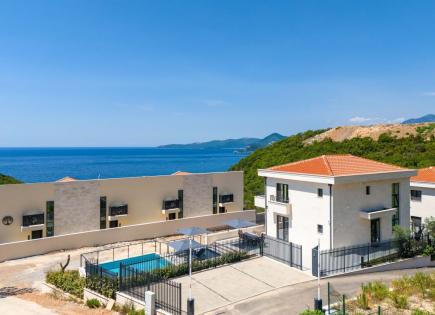 Villa pour 2 500 Euro par mois à Rézévici, Monténégro