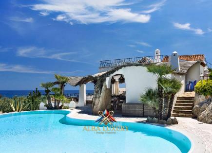 Villa in San Teodoro, Italien (preis auf Anfrage)