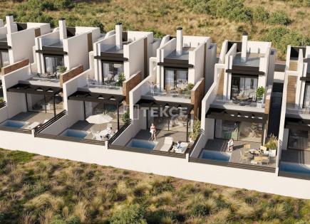 Villa for 500 000 euro in Torrevieja, Spain