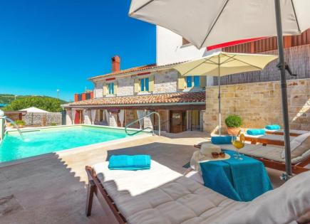 Hotel para 790 000 euro en Buje, Croacia