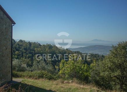 Casa para 295 000 euro en Tuoro sul Trasimeno, Italia