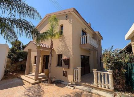 Villa for 390 000 euro in Paphos, Cyprus
