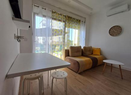 Flat for 115 000 euro in Bijela, Montenegro