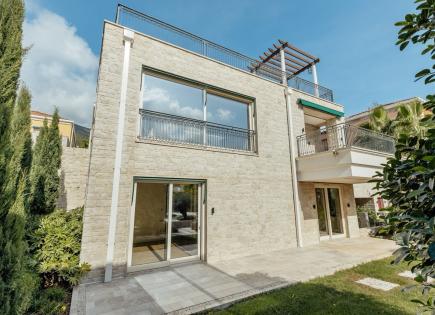 Villa para 2 750 000 euro en Herceg-Novi, Montenegro