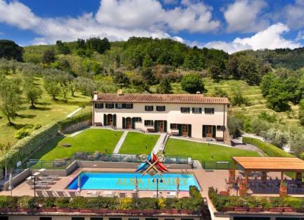 Villa for 3 800 000 euro in Montecatini Terme, Italy