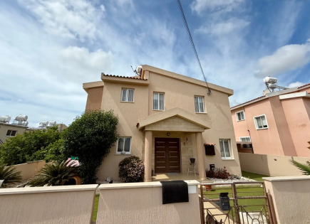 House for 550 000 euro in Chlorakas, Cyprus
