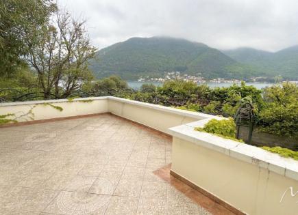 Villa para 890 000 euro en Kamenari, Montenegro