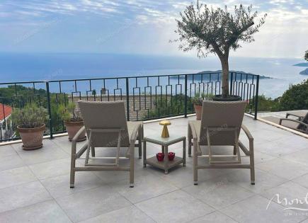 Villa per 1 300 000 euro a Pržno, Montenegro